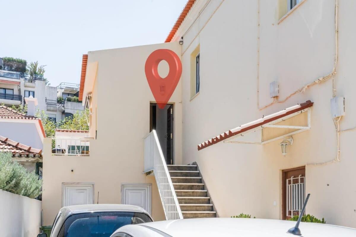 Cozy Coastal Getaway 3Br Apartment In Estoril Exterior foto